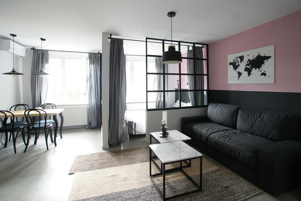 2Studios Zagreb Luaran gambar